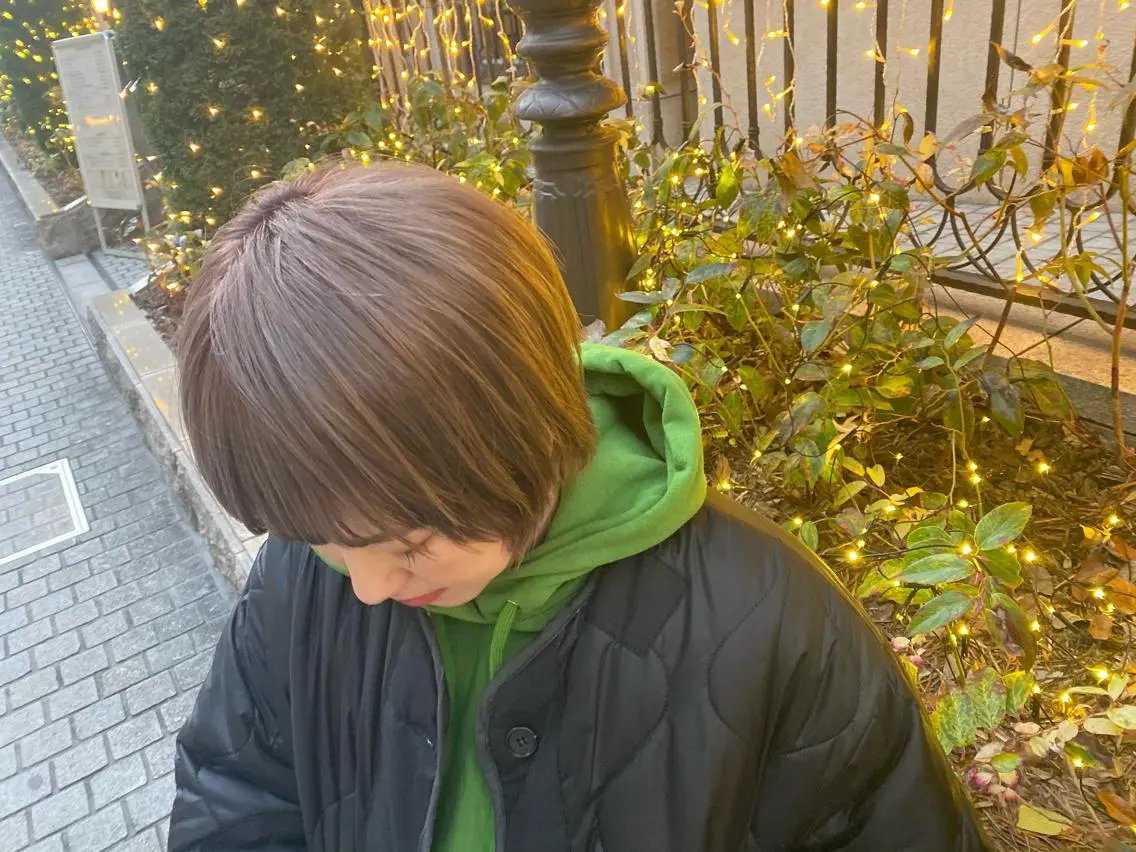 ショート カラー マルヤマ リナの眉毛・アイブロウイメージ