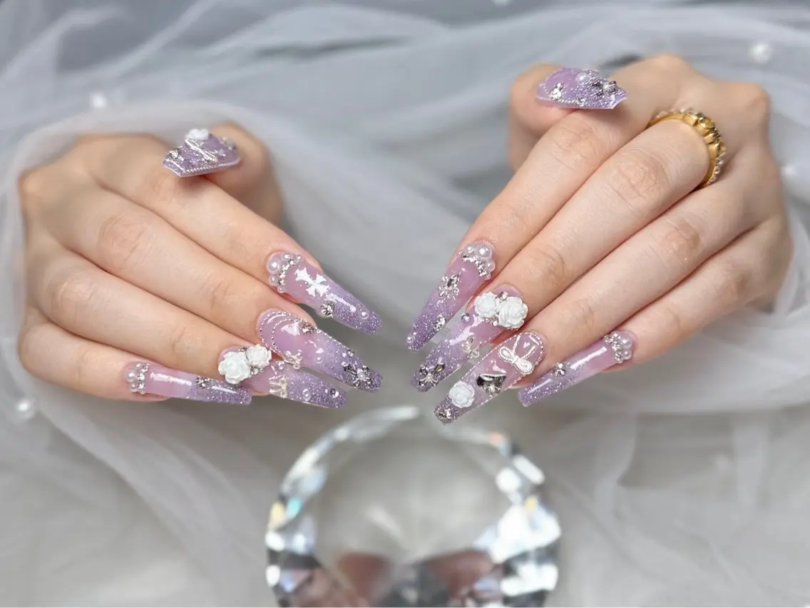 ネイル 長さ出し ジェルネイル 韓国ネイル マグネットネイル 持ち込み ハンドネイル SHE NAILのネイルデザイン