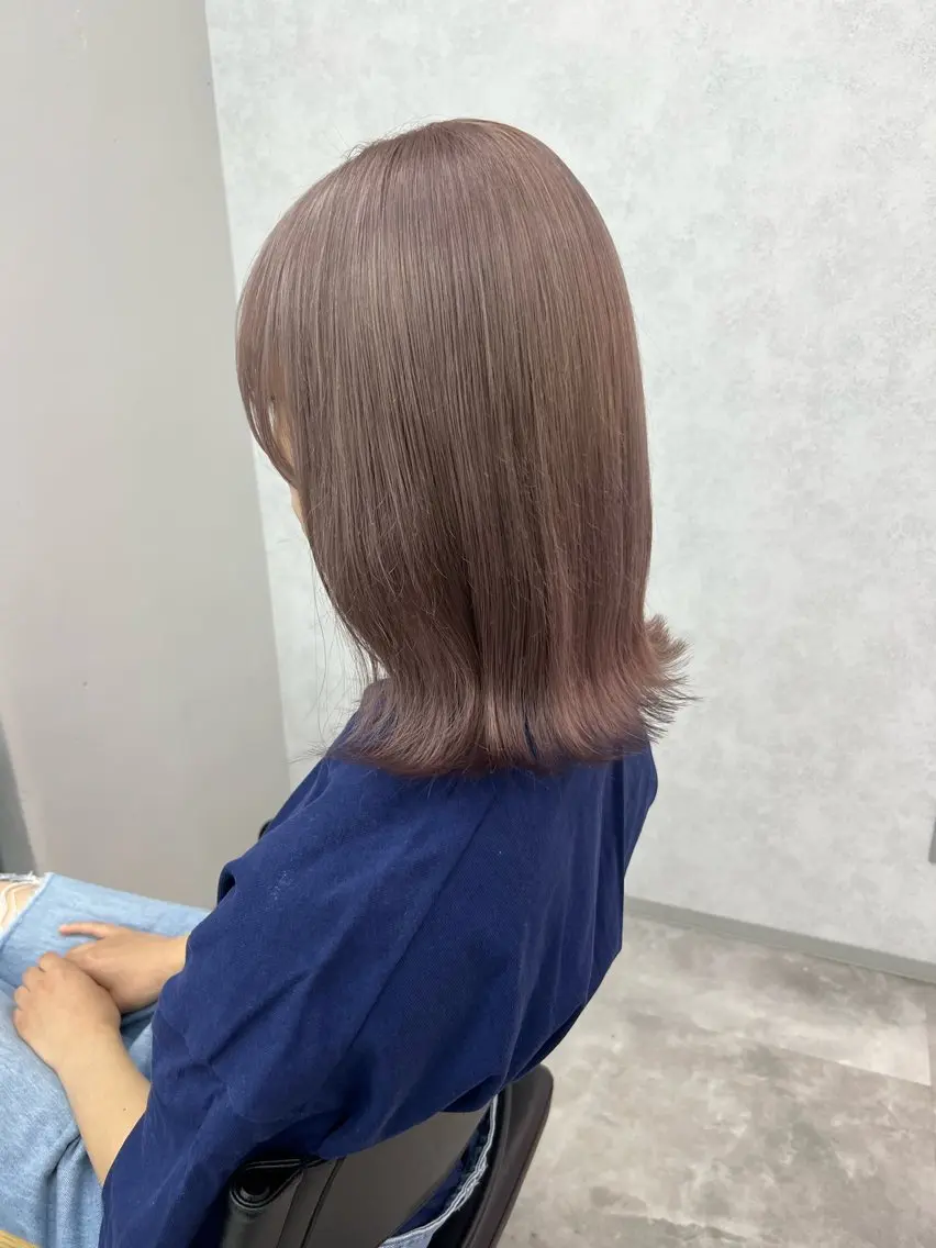 ミディアム カット ヘアカラー トリートメント 岸下 理緒のヘアスタイル