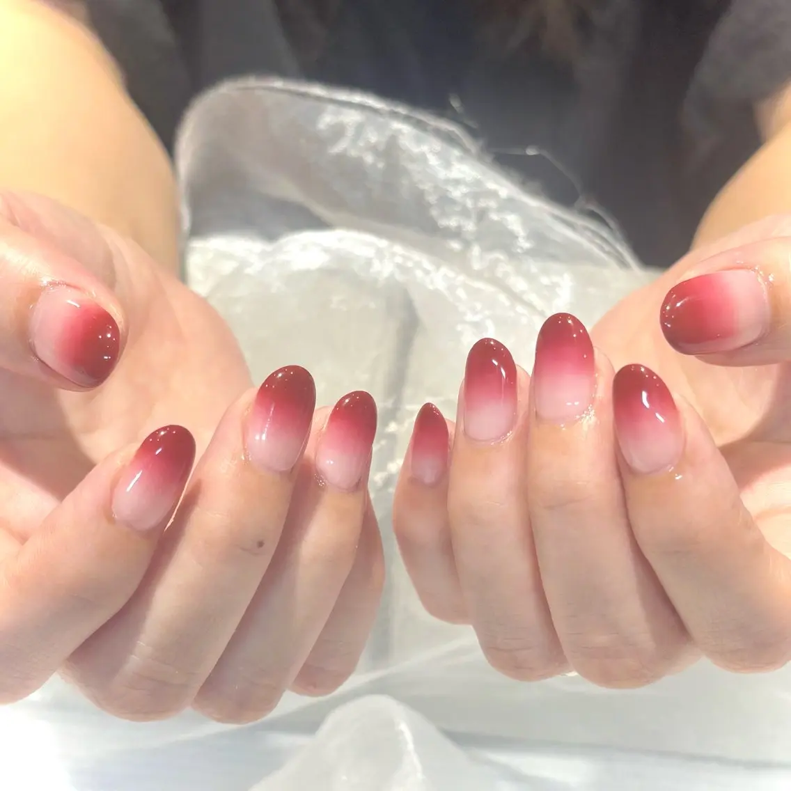 ネイル 赤色 ハンドネイル 橋元 珠梨のネイルデザイン
