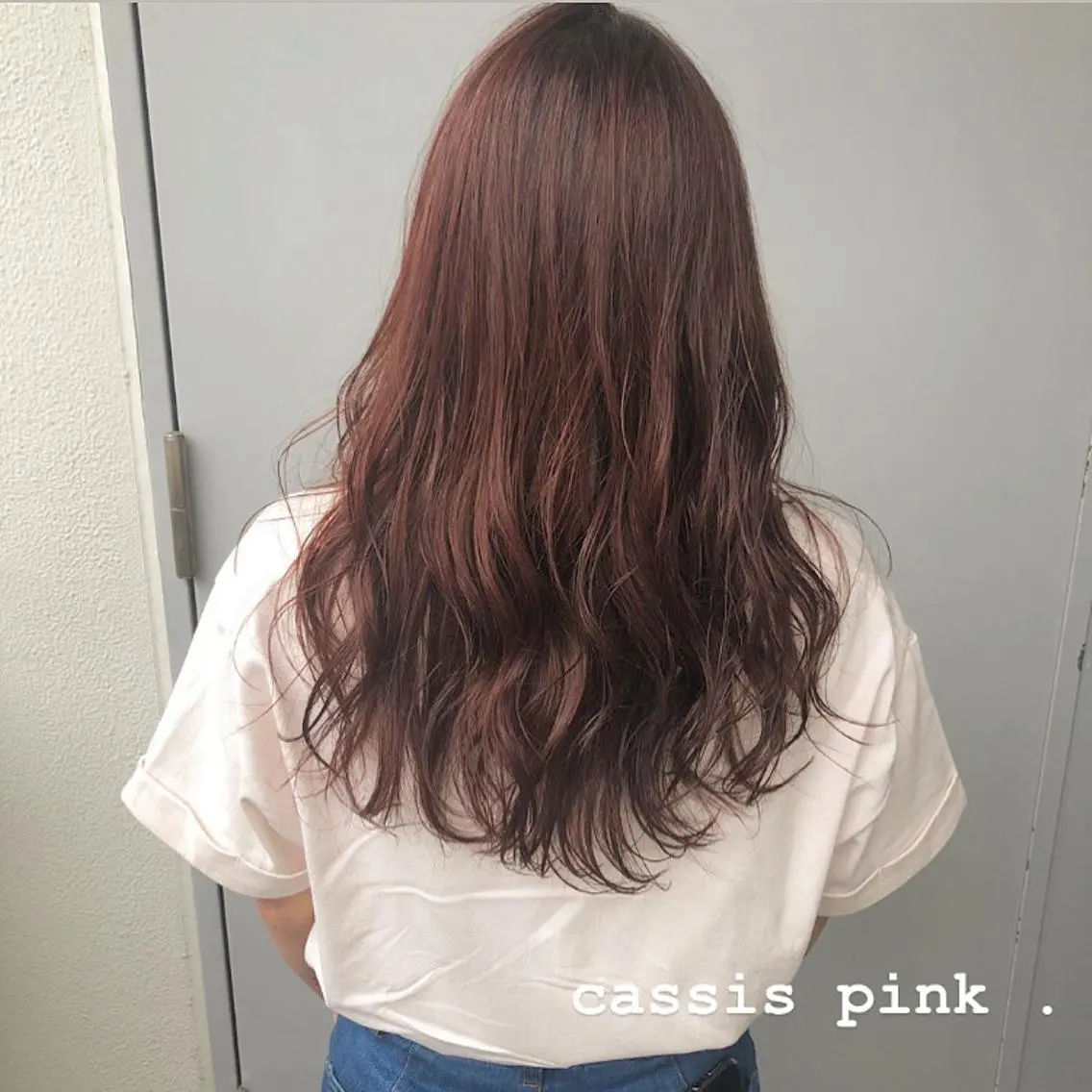 ミディアム カラー ヘアアレンジ カシス ピンクカラー トレンド眉🌈✨ arisaの眉毛・アイブロウイメージ