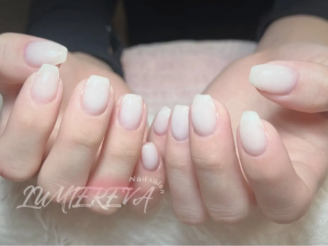 ネイル フラワーネイル フレンチネイル キラキラネイル 韓国ネイル マグネットネイル ハンドネイル Lumiereva nail salonのネイルデザイン