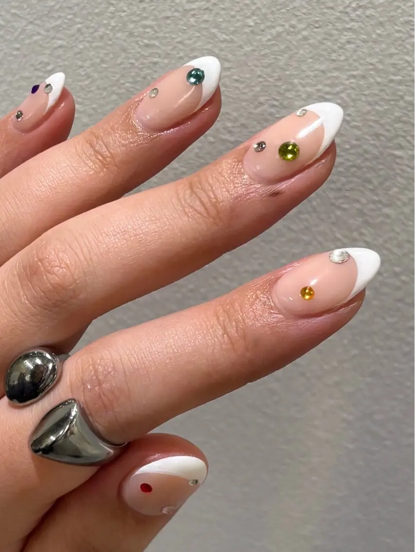 ネイル フレンチネイル ハンドネイル chika / nailのネイルデザイン