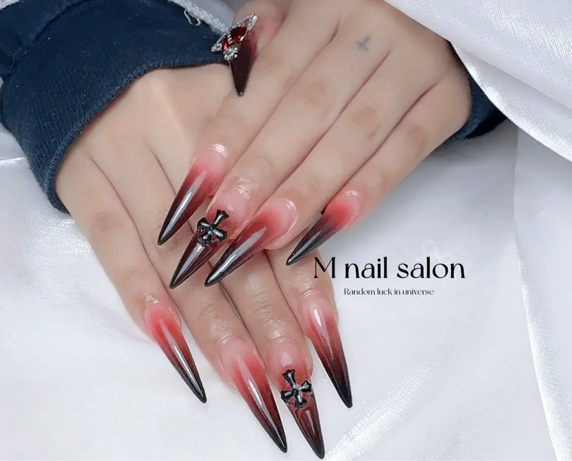 ネイル ハンドネイル M🌷nail 長さだし専門店のネイルデザイン