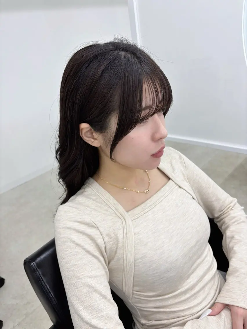セミロング カット ヘアカラー 冨木 雄斗のヘアスタイル