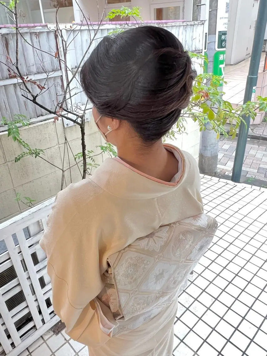 ヘアアレンジ 夜会巻き ヘアセット ヘアセット/ 早朝 🫧のヘアスタイル