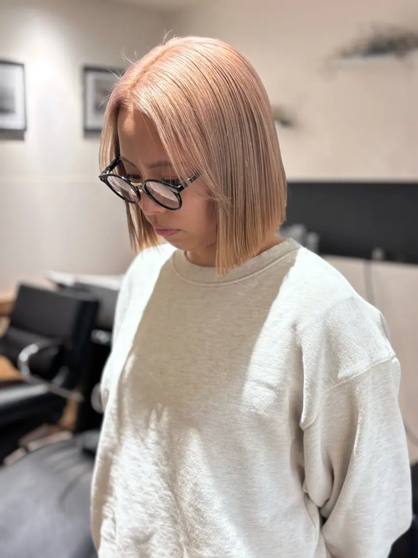 ショート カラー ヘアカラー Lisa🪄似合わせ ／デザインカラーのヘアスタイル