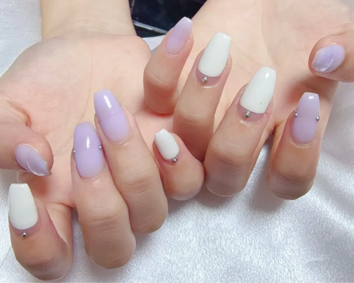 ネイル オーロラネイル チークネイル 長さ出し フットネイル フレンチネイル ハンドネイル Miss Nailのネイルデザイン