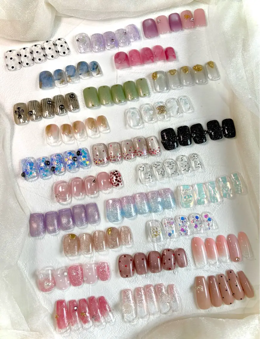 【オフ有り】定額シンプルデザイン🩷の写真