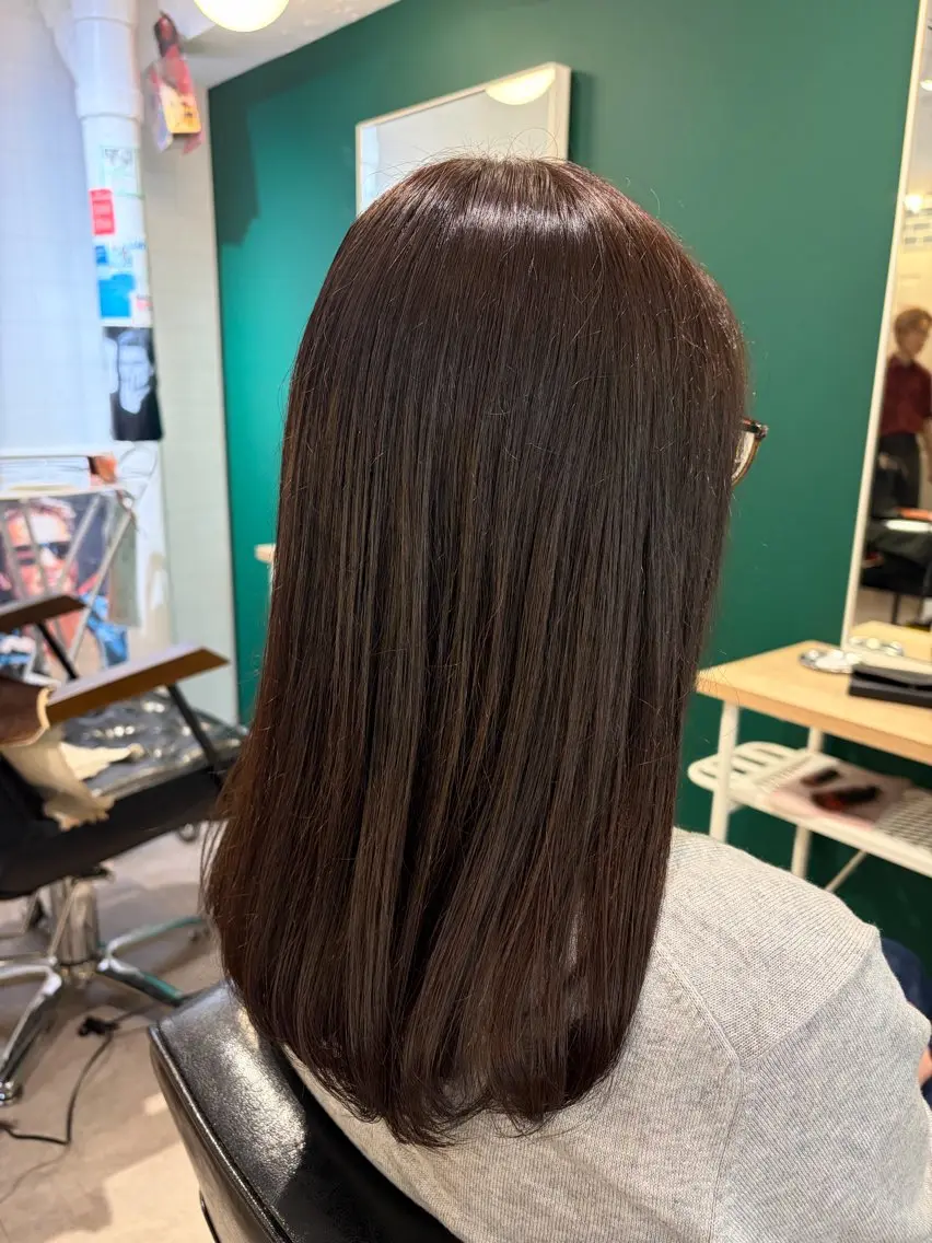 カラー ブラウンカラー ショコラブラウン ヘアカラー 加部 采音のヘアスタイル
