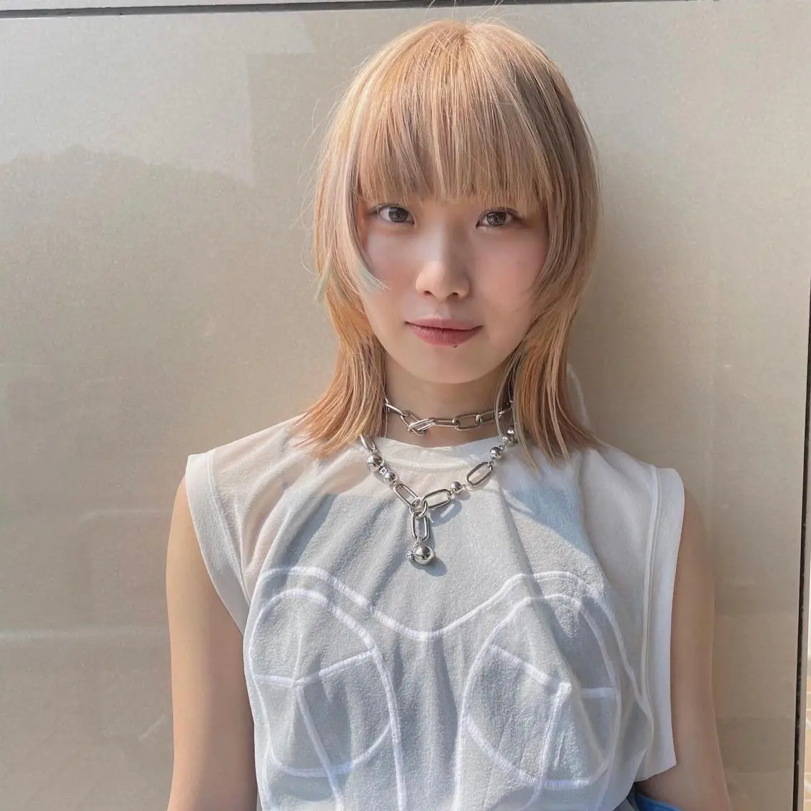 ミディアム カラー スギヤマ ショウゴのヘアスタイル