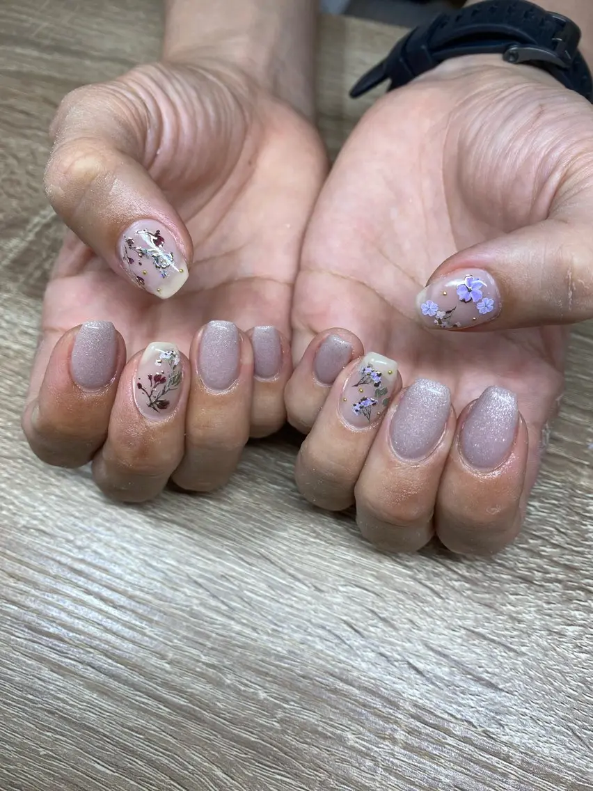 ネイル 小林 優花のネイルデザイン
