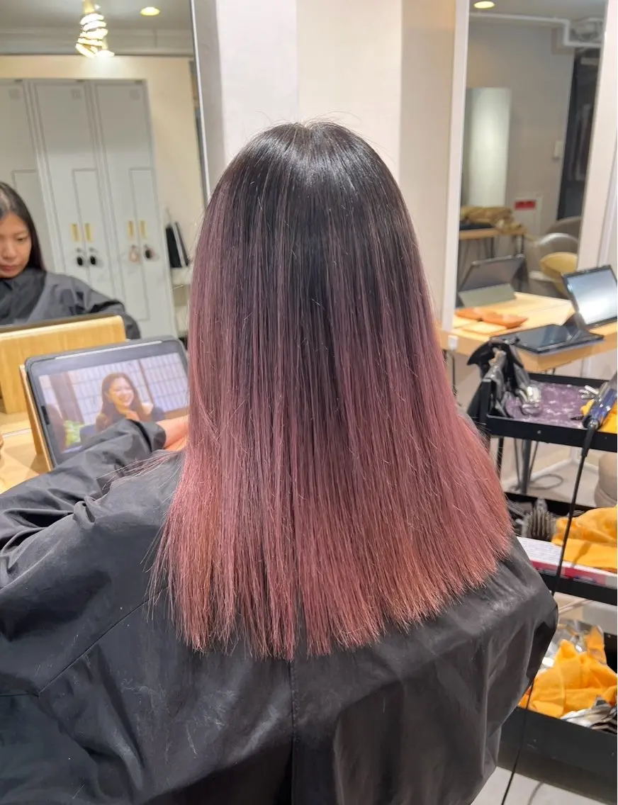 ミディアム カラー バレイヤージュ ベージュカラー ピンクカラー ピンクベージュ レイヤーカット 指名数No.1 /NAOYAのヘアスタイル