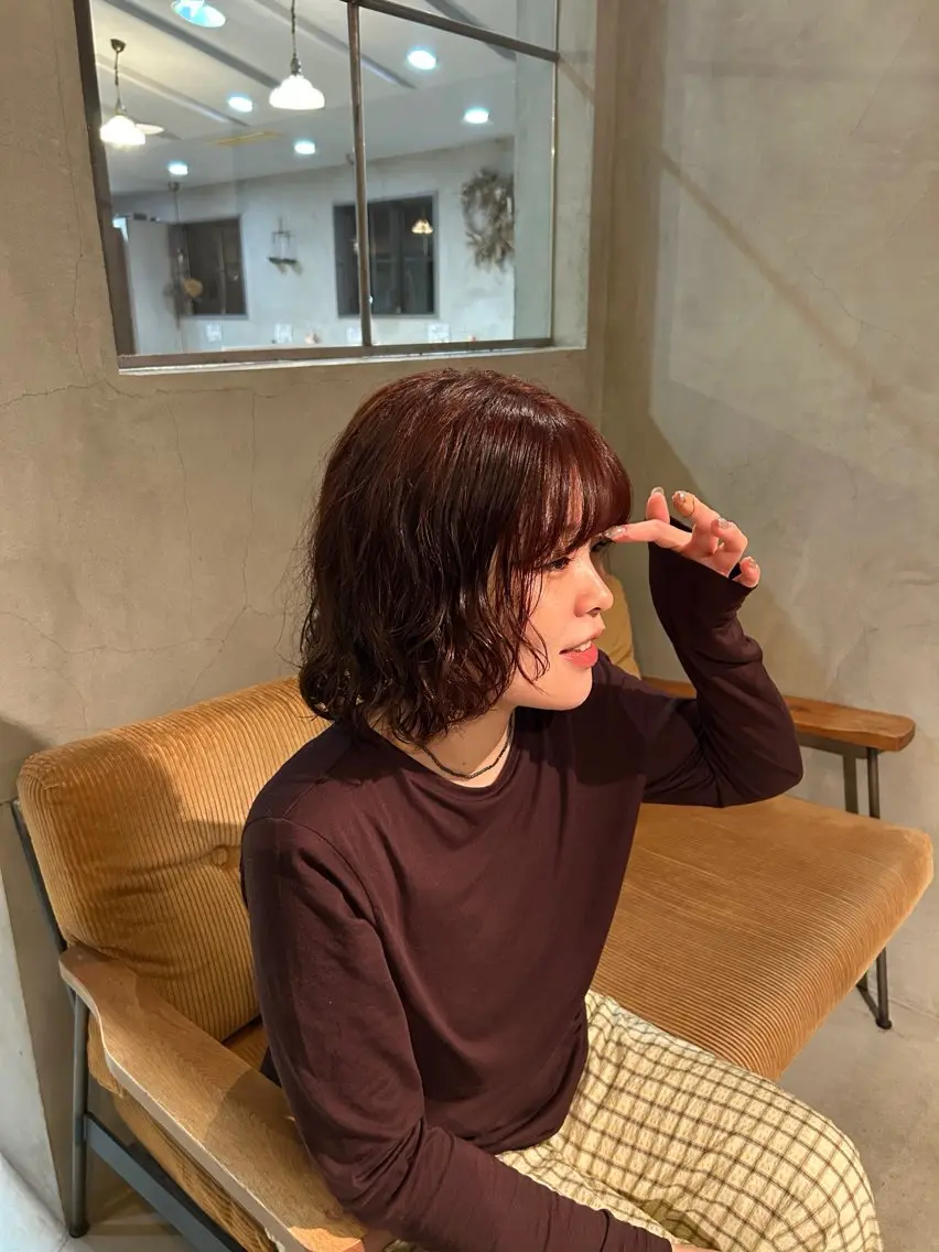 ミディアム カラー ブラウンカラー オレンジ オレンジブラウン ヘアカラー トリートメント 朝岡 真夕のヘアスタイル