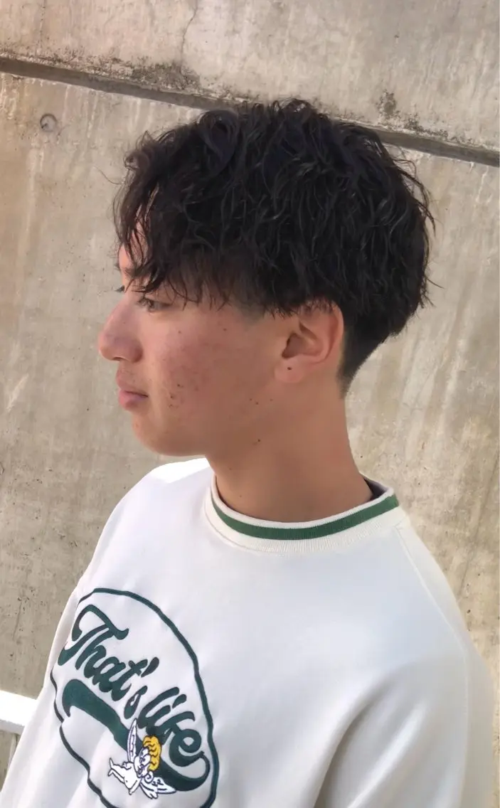 パーマ メンズ メンズパーマ ツイストスパイラルパーマ スパイラルパーマ 🔥メンズ圧倒的人気 ROOOMEN松田隆のヘアスタイル