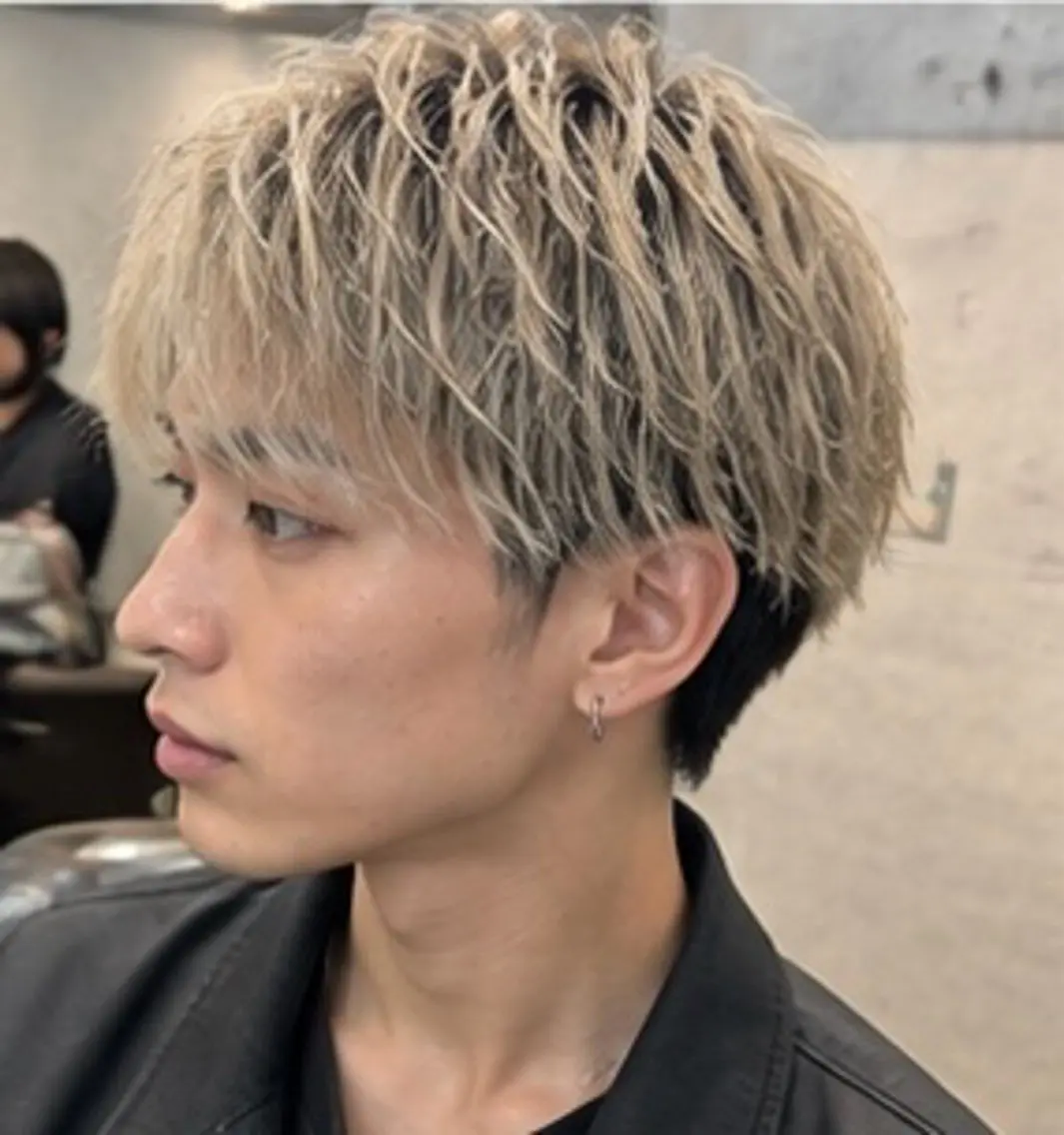 カラー メンズ 大竹 椿咲のヘアスタイル