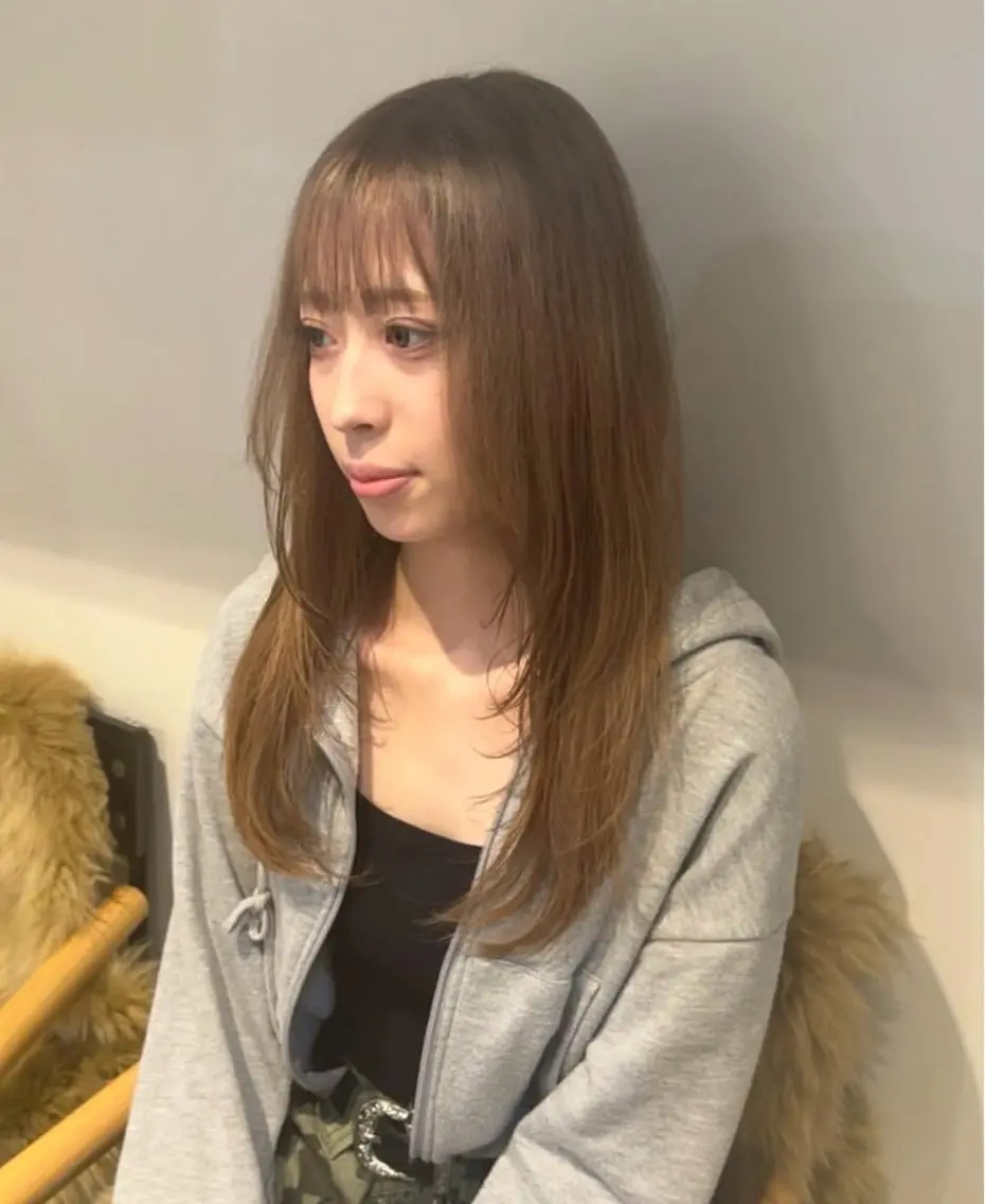 ロング 艶カラー 🩵NATSUKIのヘアスタイル