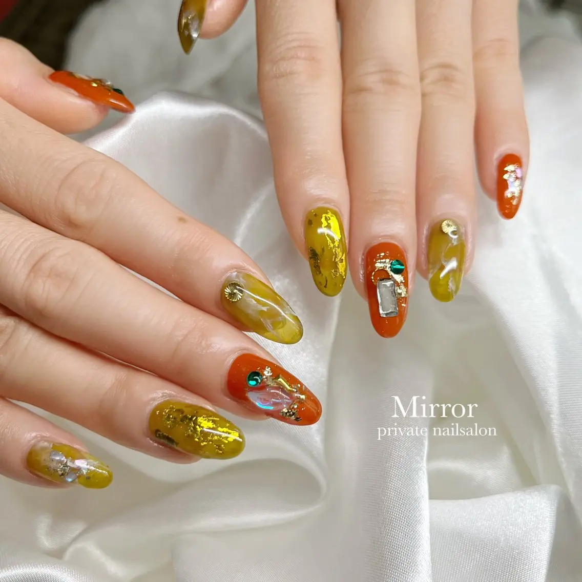 ネイル nailsalon Mirrorのネイルデザイン