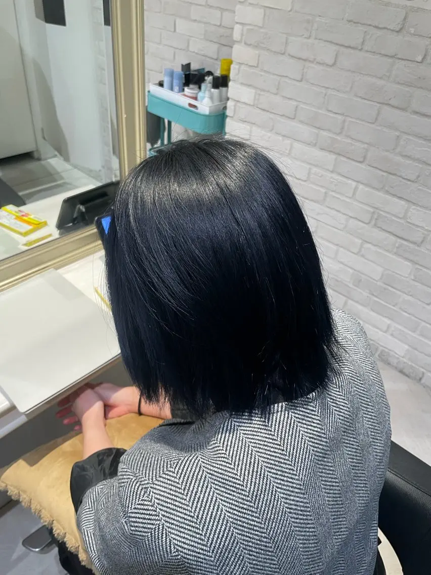 ミディアム 🎼ツヤカラー / kanami🐈‍⬛のヘアスタイル