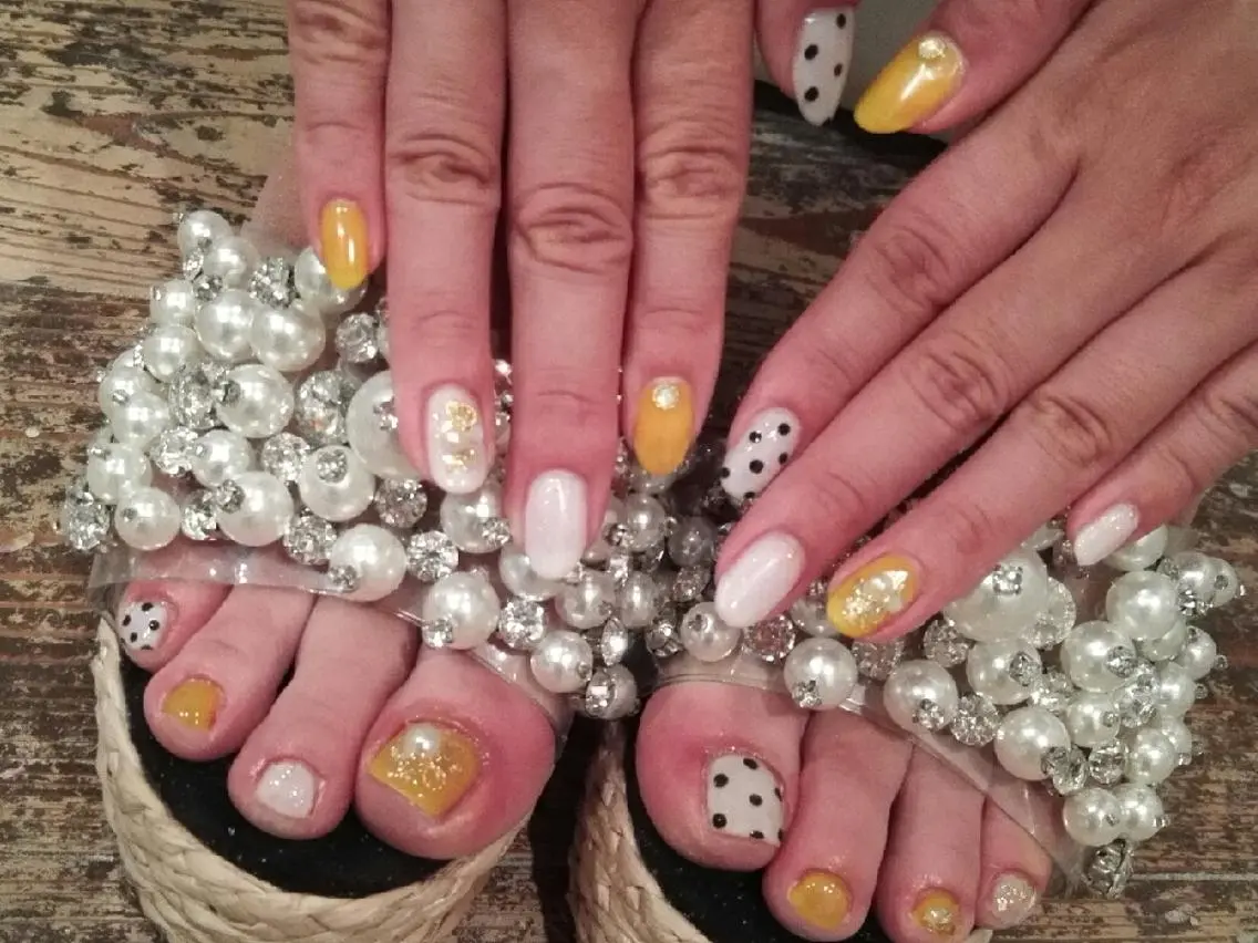 ネイル おそろいネイル ハンドネイル フットネイル private salon mieのネイルデザイン
