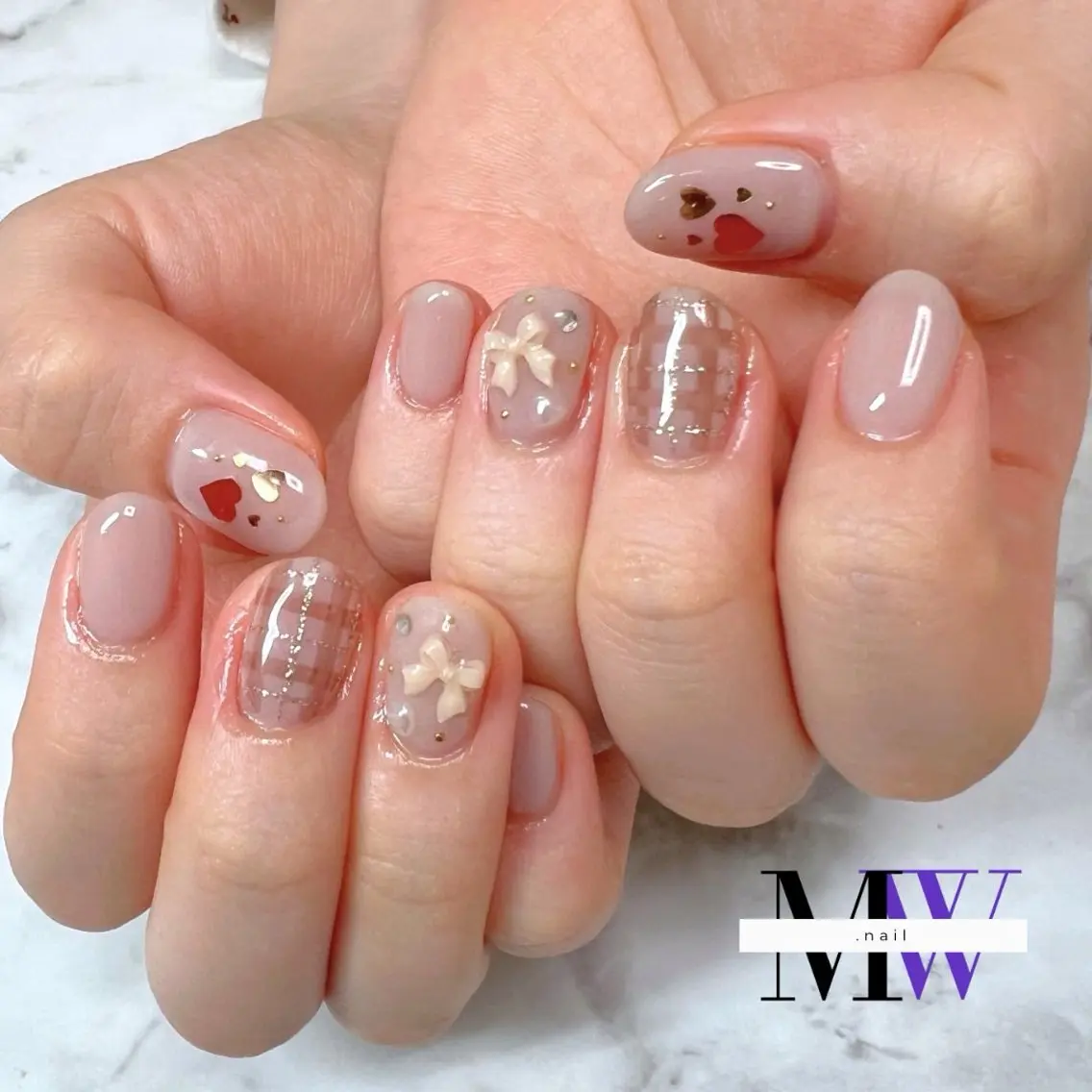 ネイル ガーリー ハンドネイル MW .nailのネイルデザイン