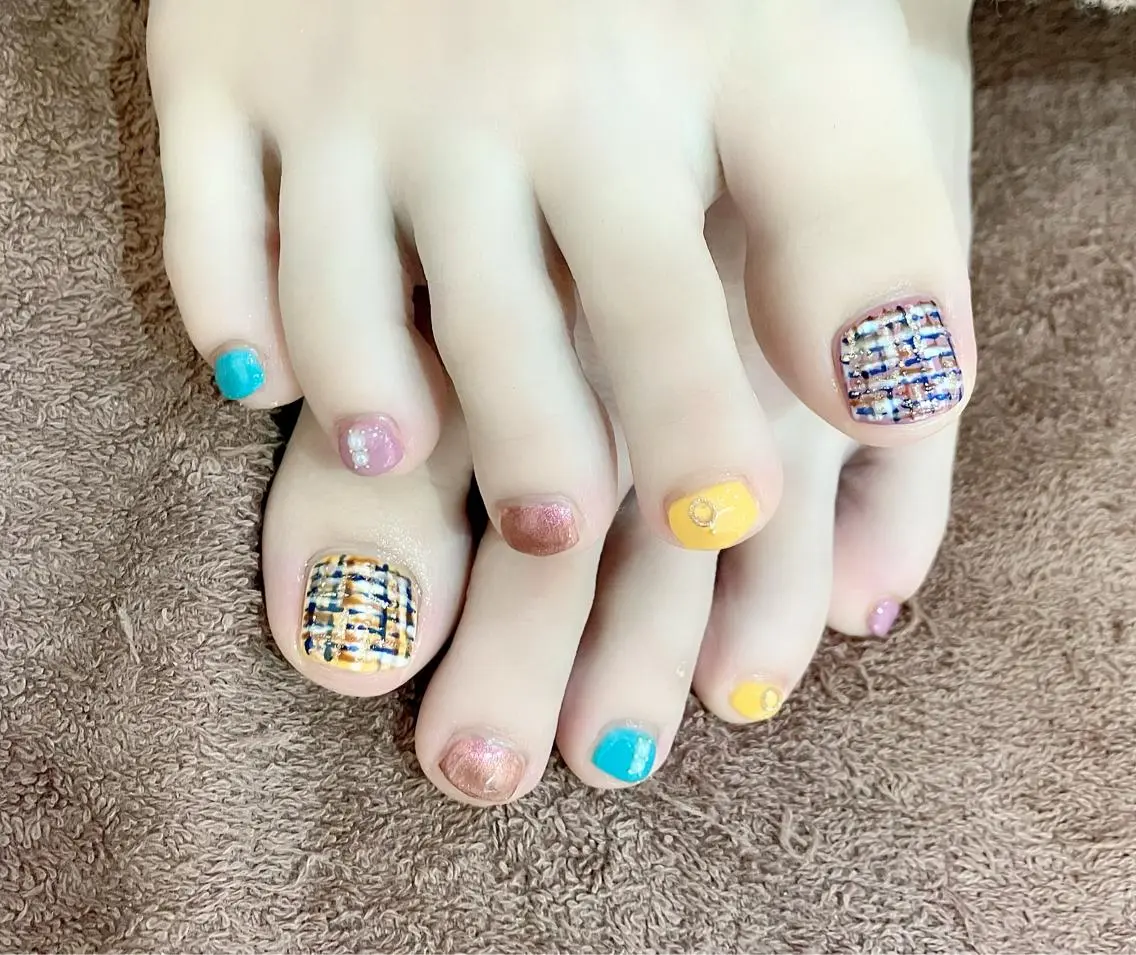ネイル 🍒当日もOK🍒 𝑳𝑼𝑵𝑨花井のネイルデザイン