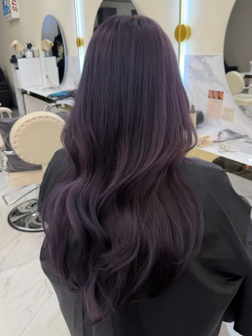 ロング カラー ケアカラー 透明感カラー ピンクカラー ローズカラー くびれヘア ヘアカラー aku🩷韓国風🩷 暖色カラー🎀のヘアスタイル