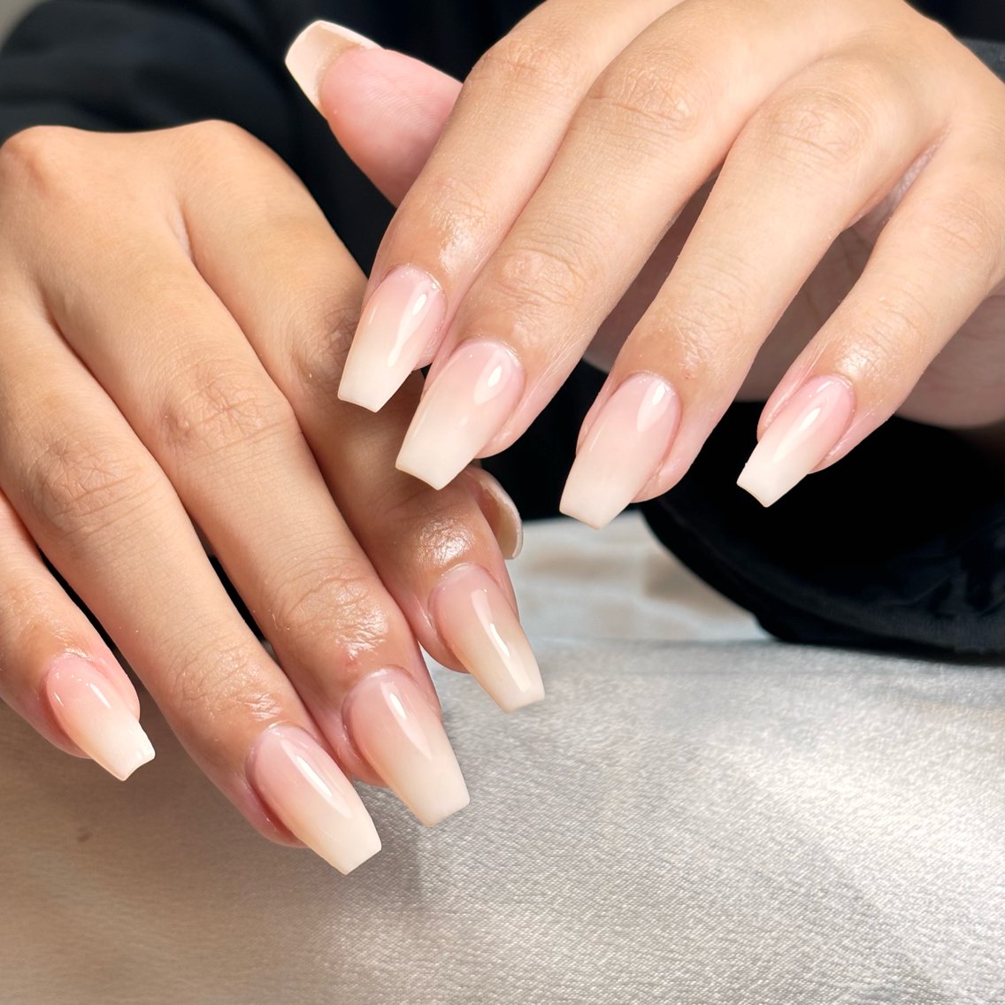 ネイル 桜ネイル 長さ出し フレンチネイル 韓国ネイル マグネットネイル Kiwami nailsalonのネイルデザイン