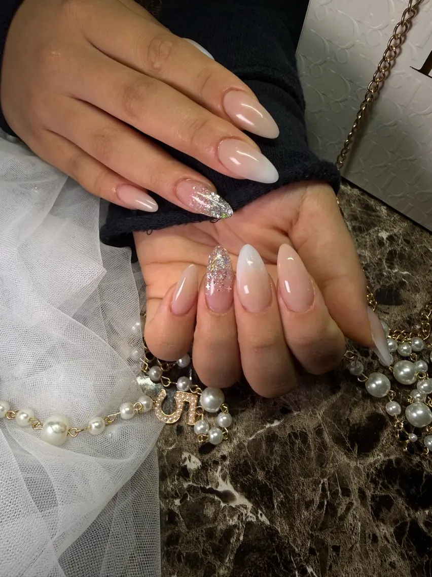 ネイル グラデーション ラメ(グリッター) ラメグラデーション ワンカラーネイル スカルプネイル NAIL FOCUS MAMIAのネイルデザイン