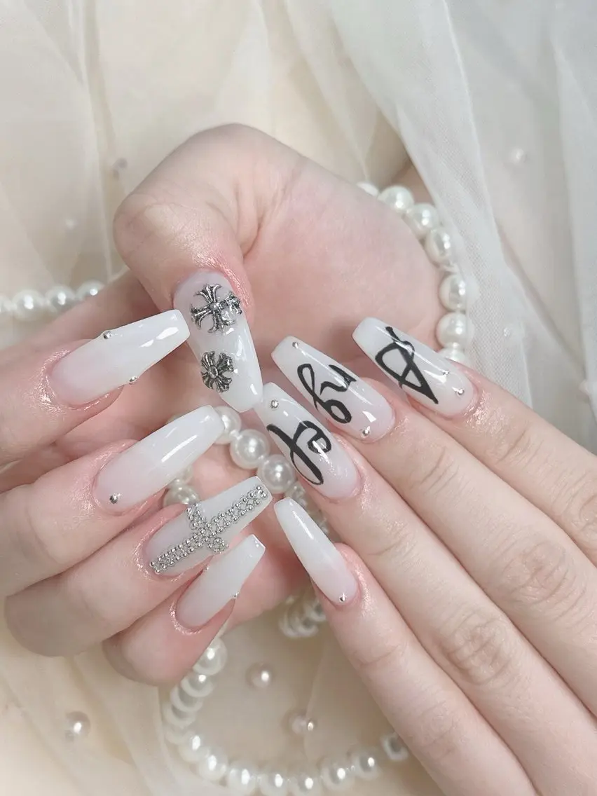 ネイル MOJO NailSalonのネイルデザイン