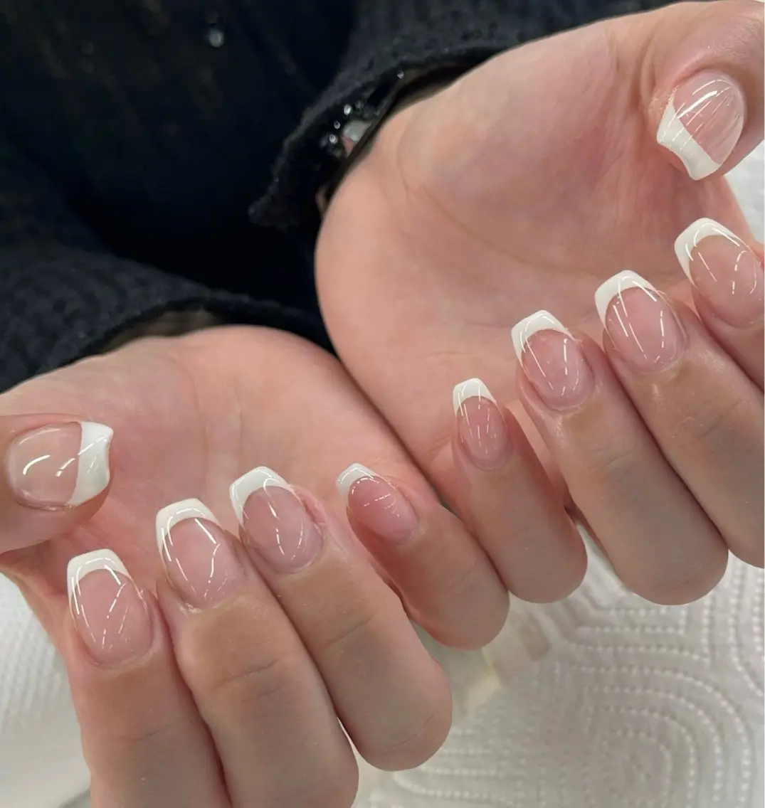 ネイル フレンチネイル MAXKELLY🤍 UEDA.Mのネイルデザイン