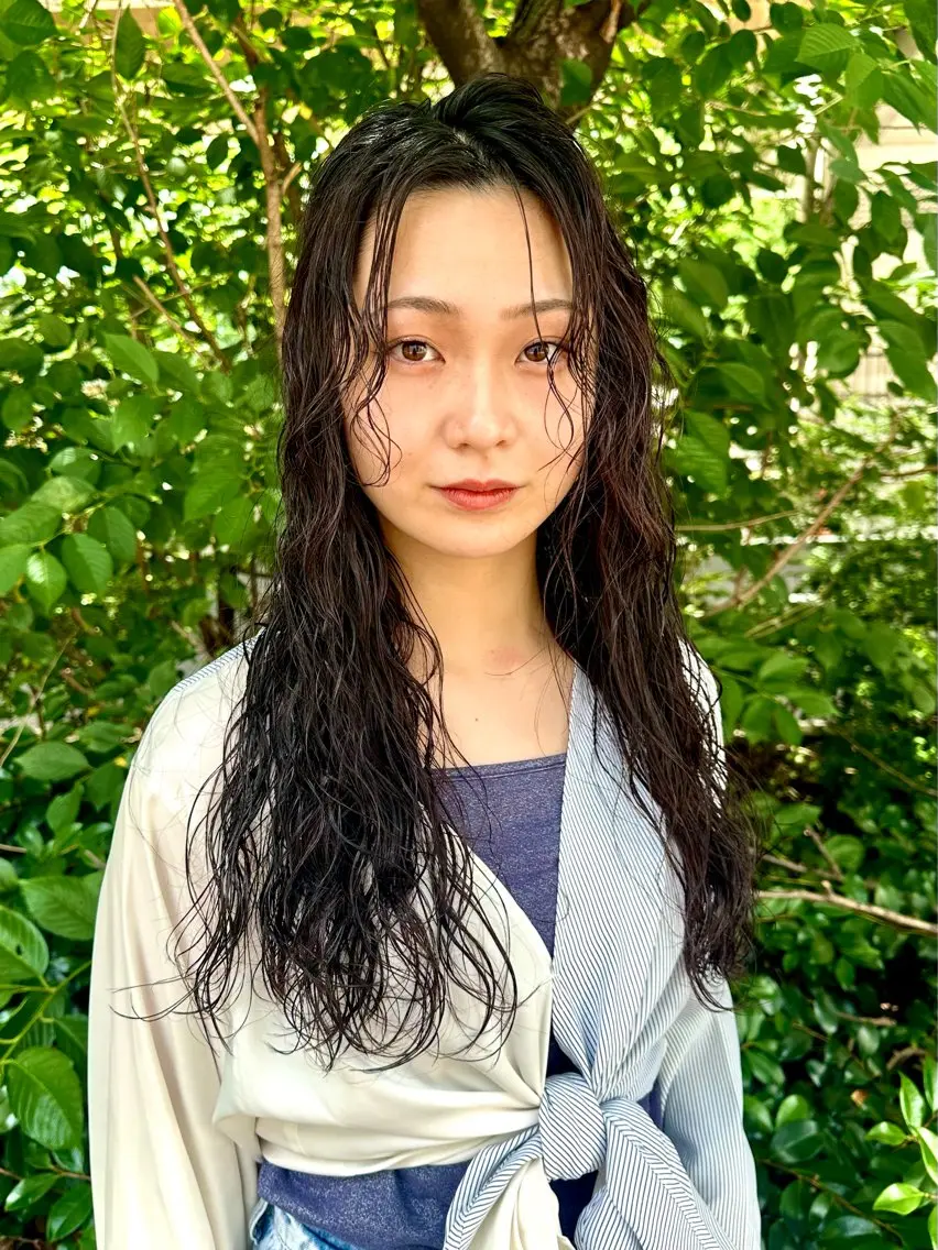 ロング 渡邉 真生のヘアスタイル