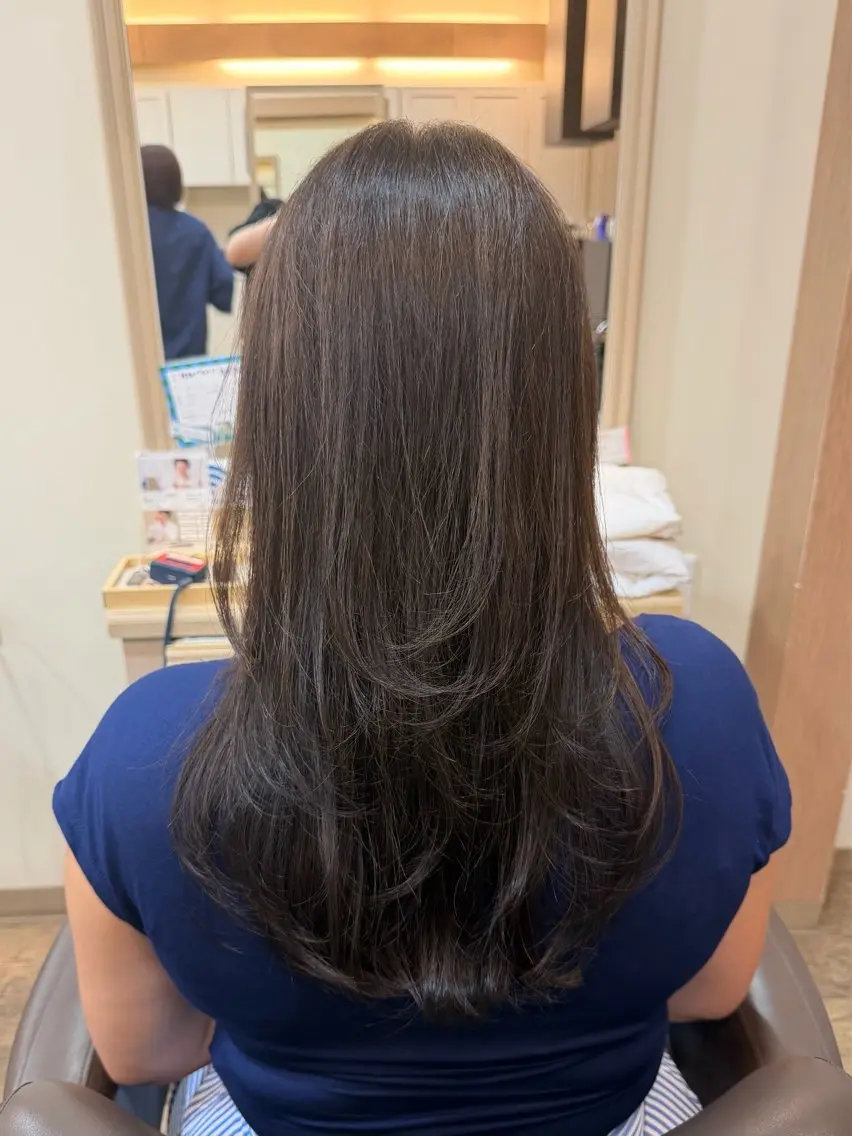 ロング カット ヘアカラー 杉田 花乃のヘアスタイル