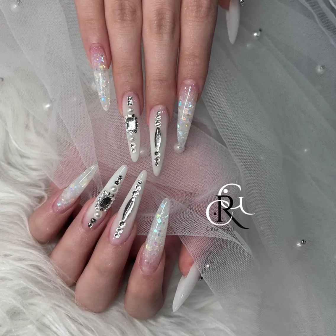 ロング ハンドネイル 美フォルムスカルプ✨ RENAのネイルデザイン