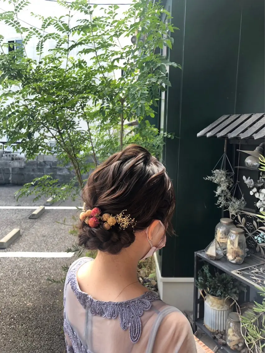 ミディアム ヘアアレンジ 結婚式・ブライダル 山下 襟華のヘアスタイル