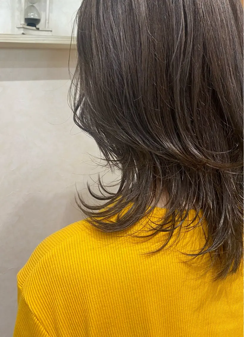 ミディアム カラー ブリーチ ブラウンカラー ダブルカラー イルミナカラー オリーブカラー カット ヘアカラー N°+aero 😊れいか😊のヘアスタイル