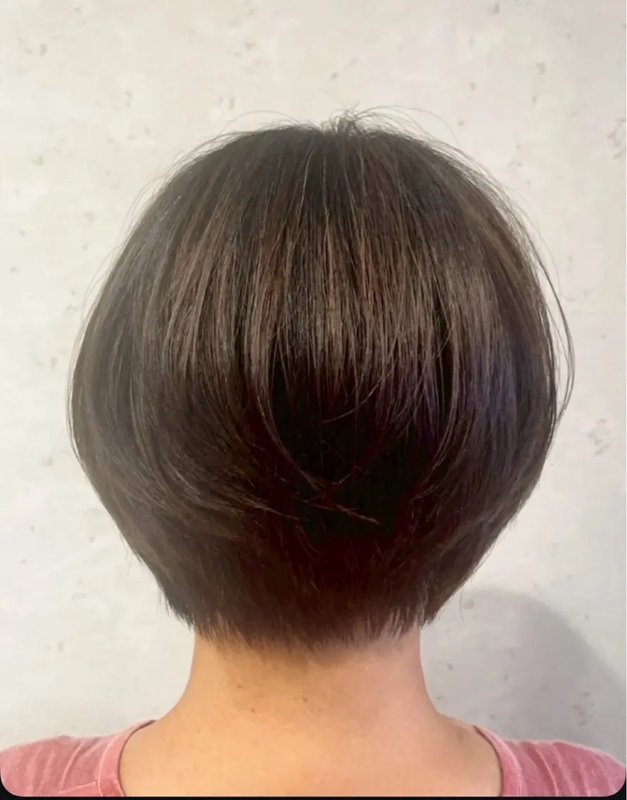 ショート カラー ショートヘア 藤田 美香のヘアスタイル