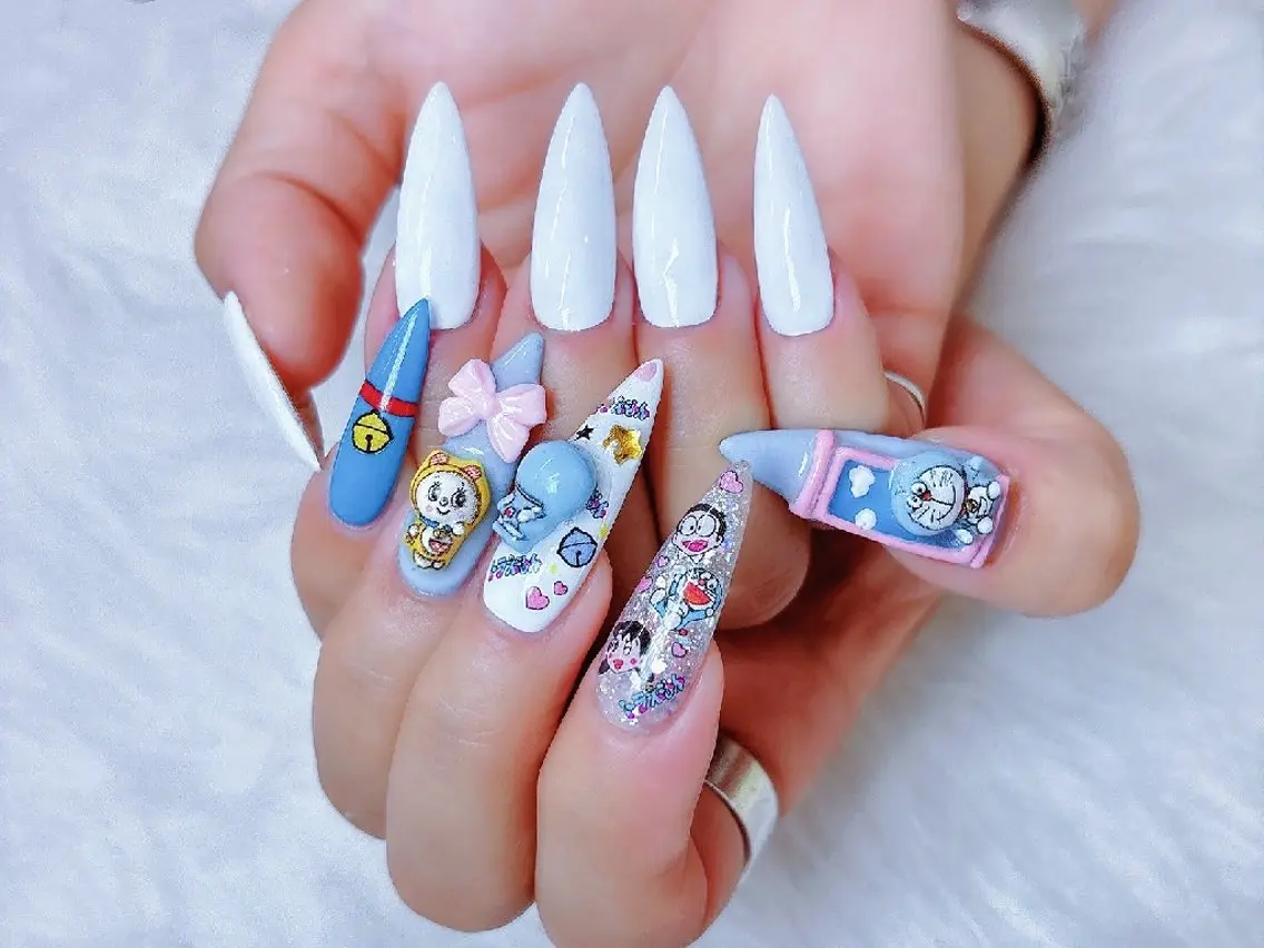 ネイル 長さ出し ジェルネイル キラキラネイル ラメ(グリッター) ニュアンスネイル Chouette Nailのネイルデザイン