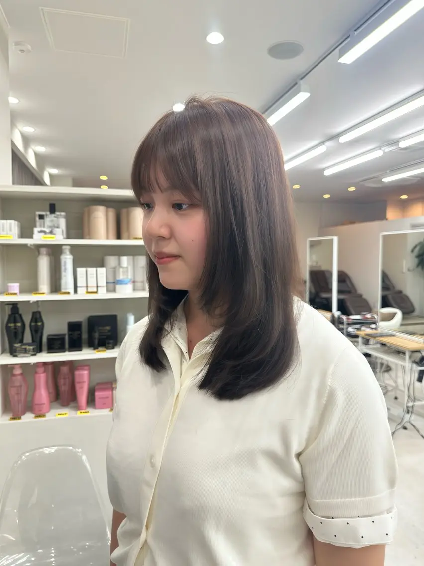 ミディアム カラー カット ヘアカラー 丸山 心 / 艶カラーのヘアスタイル