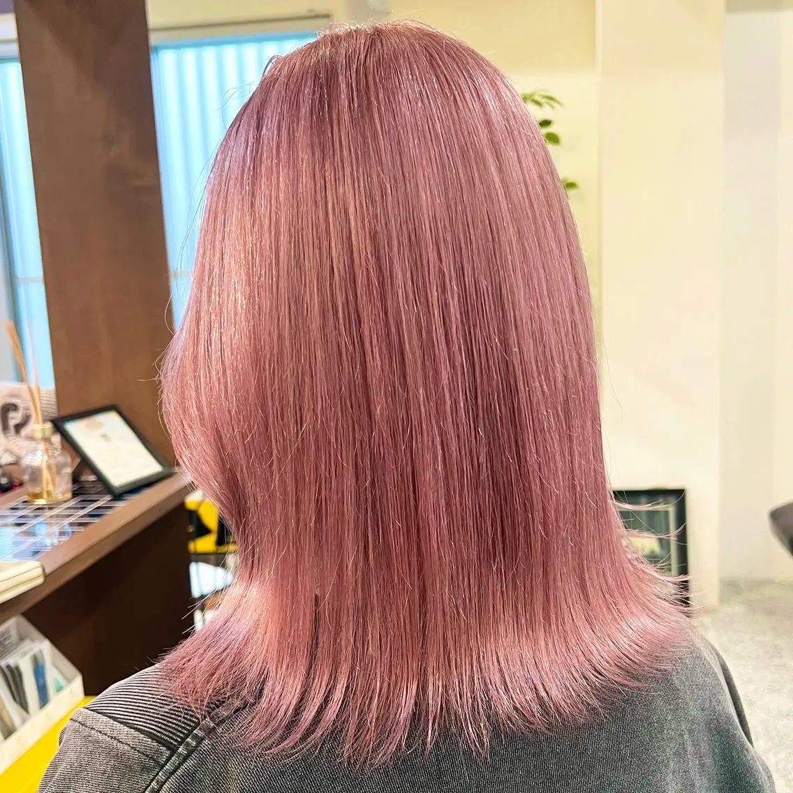 ミディアム カラー ブリーチ ヘアカラー Ami ケアブリーチ/表参道のヘアスタイル