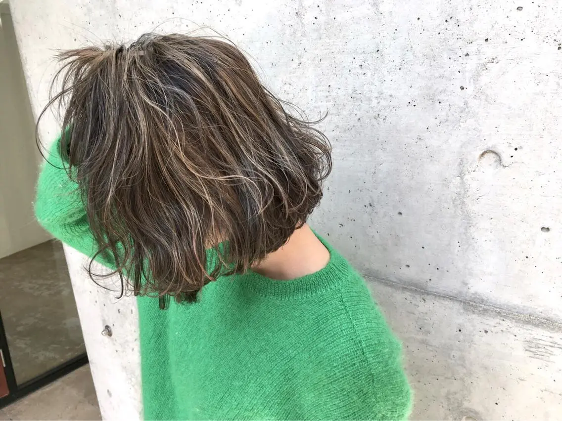 ミディアム カラー moana surfriderのヘアスタイル