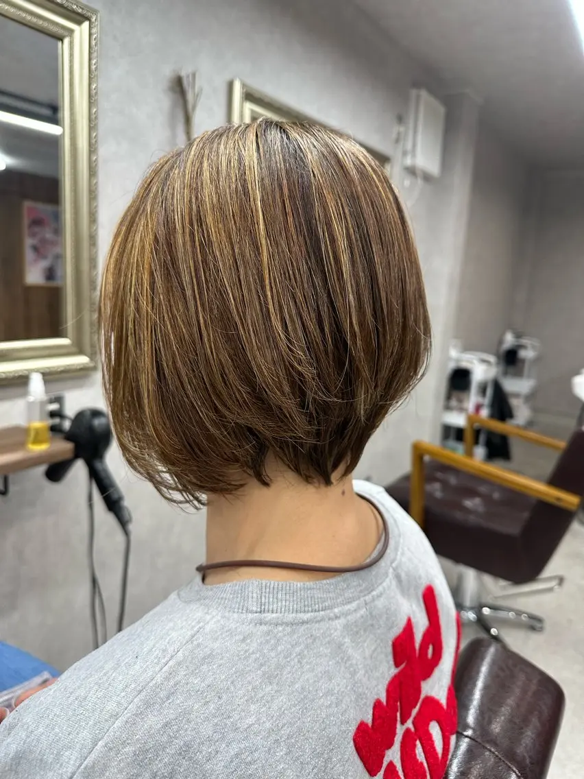 ショート カラー カット ヘアカラー トリートメント Lien 深井店のヘアスタイル