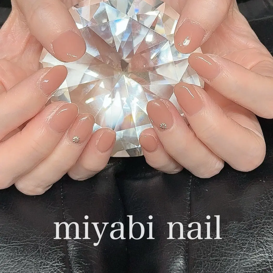 ネイル チークネイル ジェルネイル 持ち込み オフィスネイル ハンドネイル miyabi nail 桂川駅近くのネイルデザイン