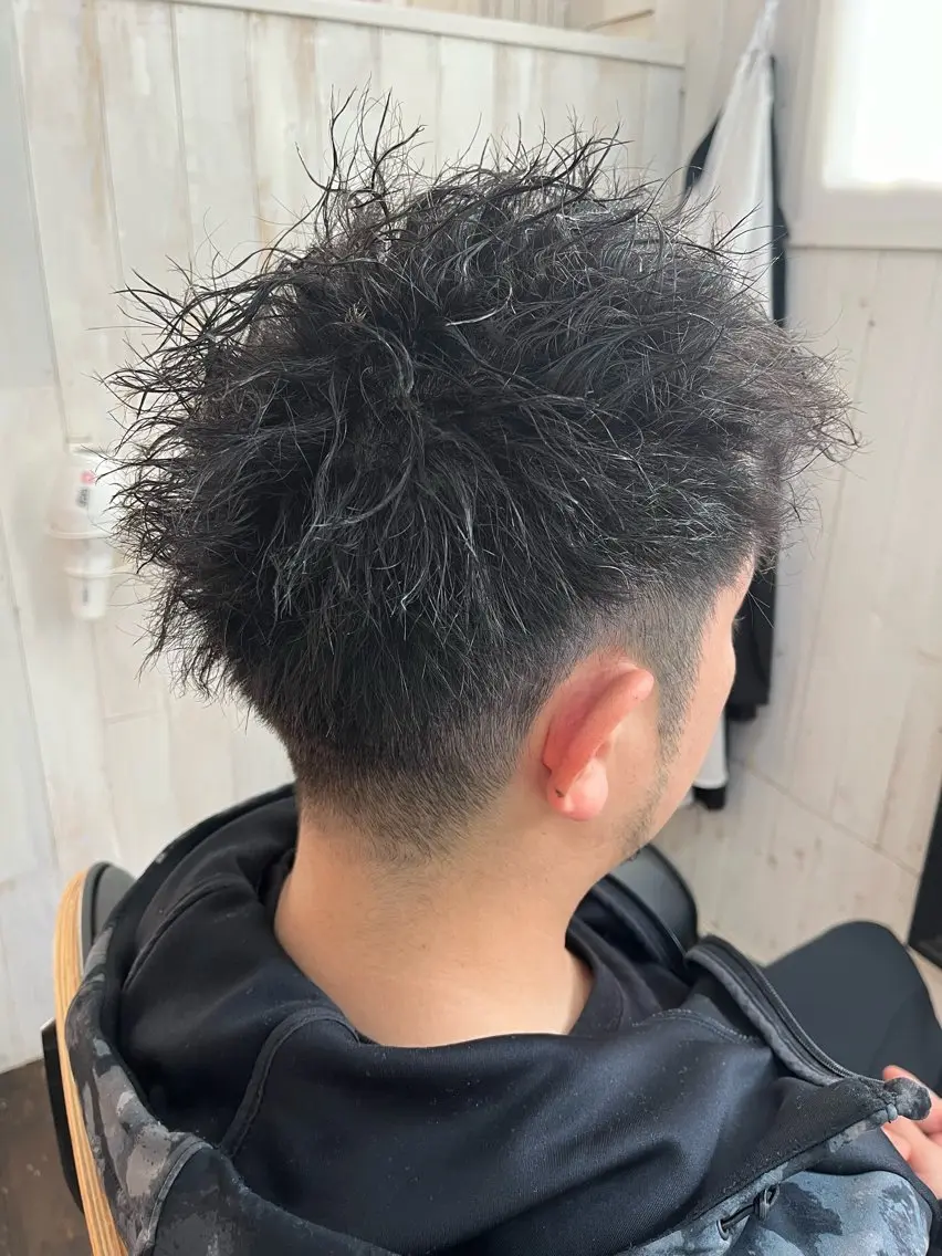 ショート 紙屋 隼人のヘアスタイル