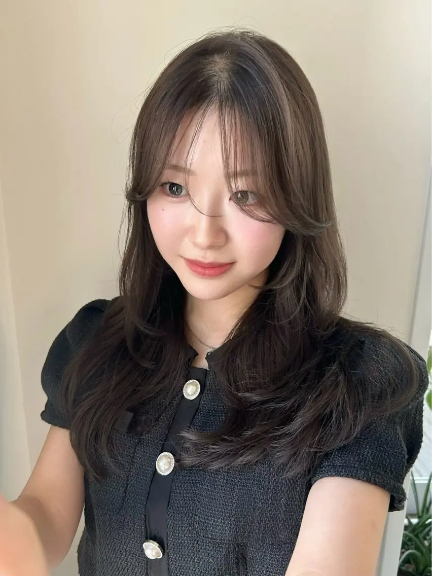 カラー 乙津 寧々のヘアスタイル