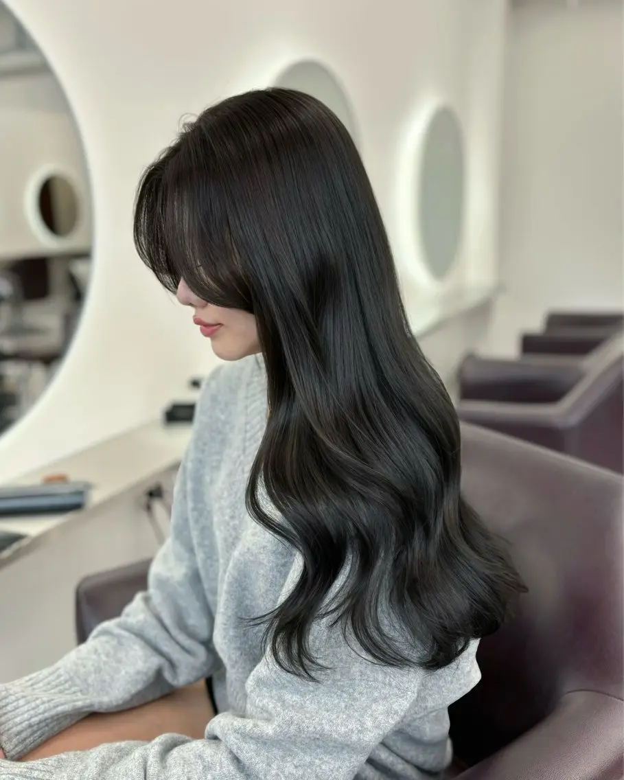 ロング カラー パーマ ヘアアレンジ グレージュ オリーブグレージュ オリーブグレー 髪質改善 レイヤーカット カット ヘアカラー トリートメント 🌸グレージュ/ ベージュ🌸yutaのヘアスタイル