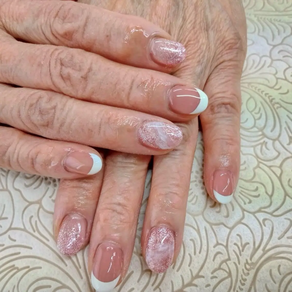 ネイル フラワーネイル precious nail roomのネイルデザイン