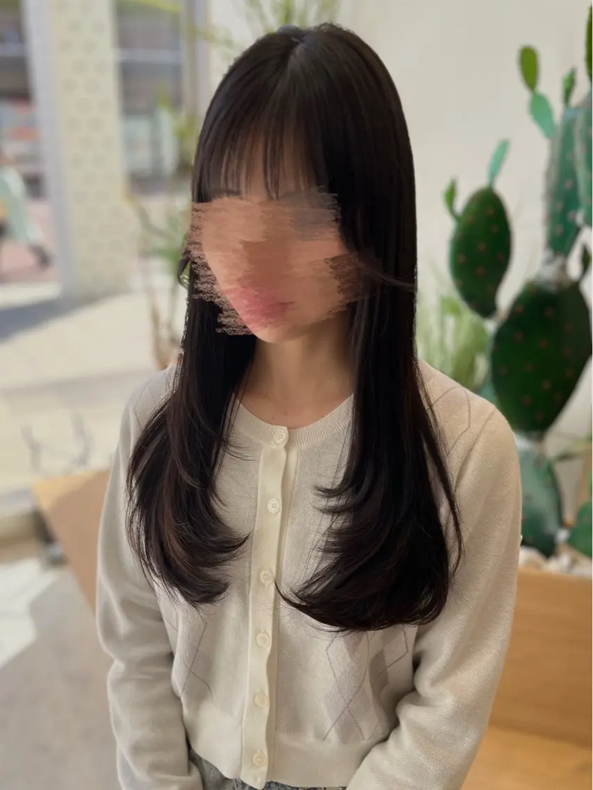 ロング レイヤーカット ローレイヤー レイヤー⌇アレンジ ⌇misato🩶のヘアスタイル