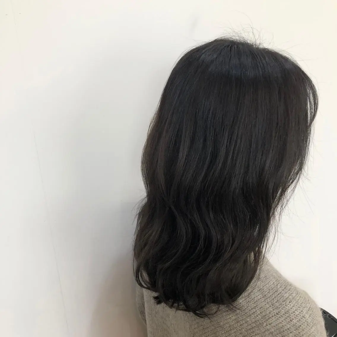 セミロング カラー arisa .のヘアスタイル