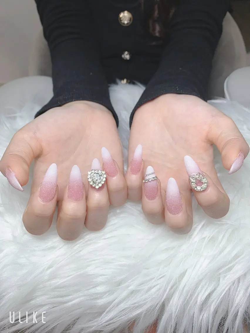 ネイル ハンドネイル T.Lee Harajukuのネイルデザイン